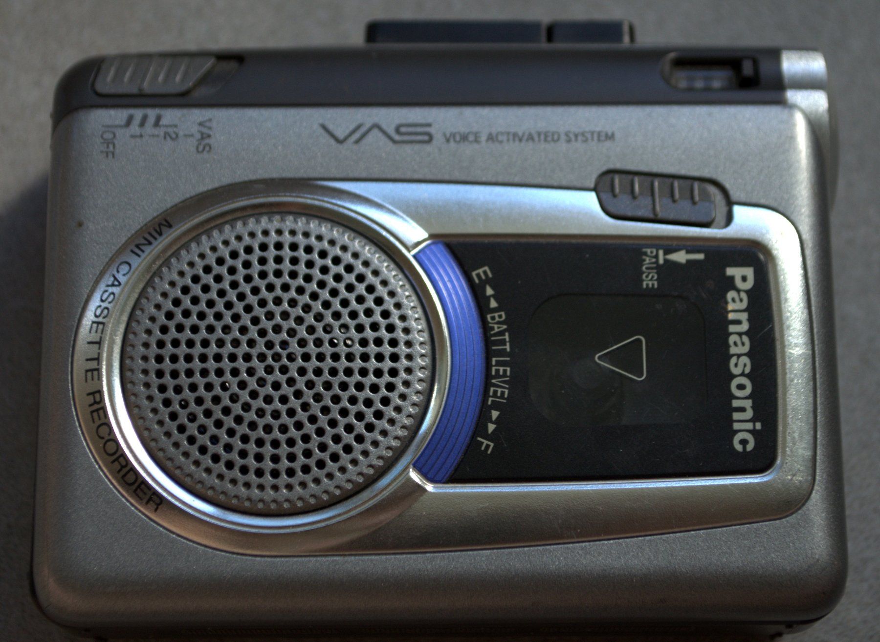 Panasonic Lettore multimediale portatile: Panasonic RQ-L30 Walkman – Usato da Collonges venduto da arashee