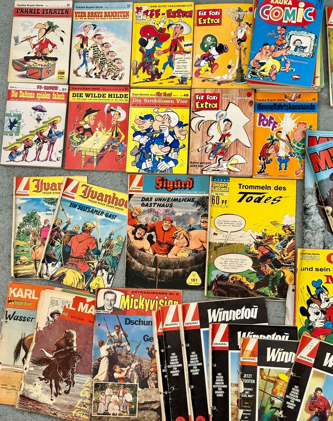 Comics: Comics Konvolut über 50Stk. Diverse – Gebraucht aus Otelfingen von  1