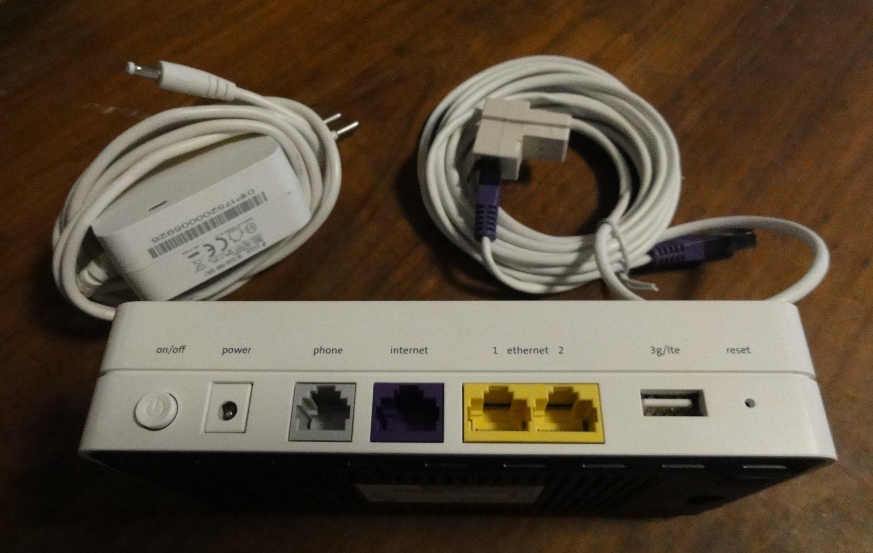 Swisscom Modems & Router: Swisscom Internet-Box light, RTV1900VW – Gebraucht aus Wohlen AG von Kande2007 1