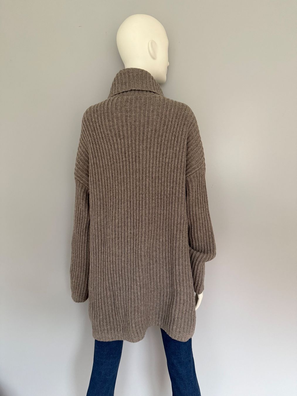 Pullover & Sweatshirts: FFC Pullover – Neu und originalverpackt aus Winterthur von 19.19 3