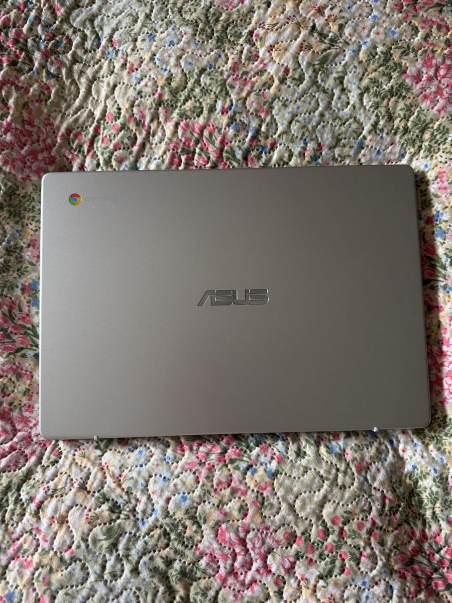 Asus Notebook: Asus Laptop – Usato da Aire-la-Ville venduto da asiouch 1