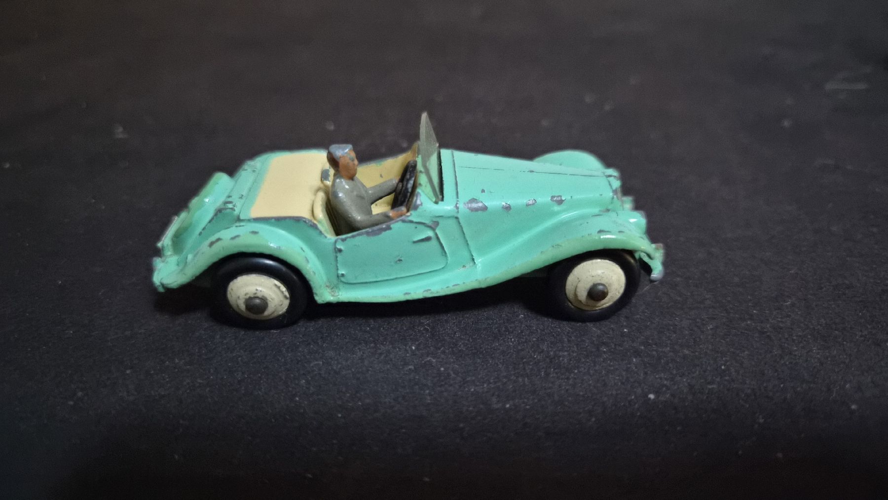 Dinky Toys Voitures modèles: dinky toys MG – D'occasion à Sihlwald par Blaumeisli45 3
