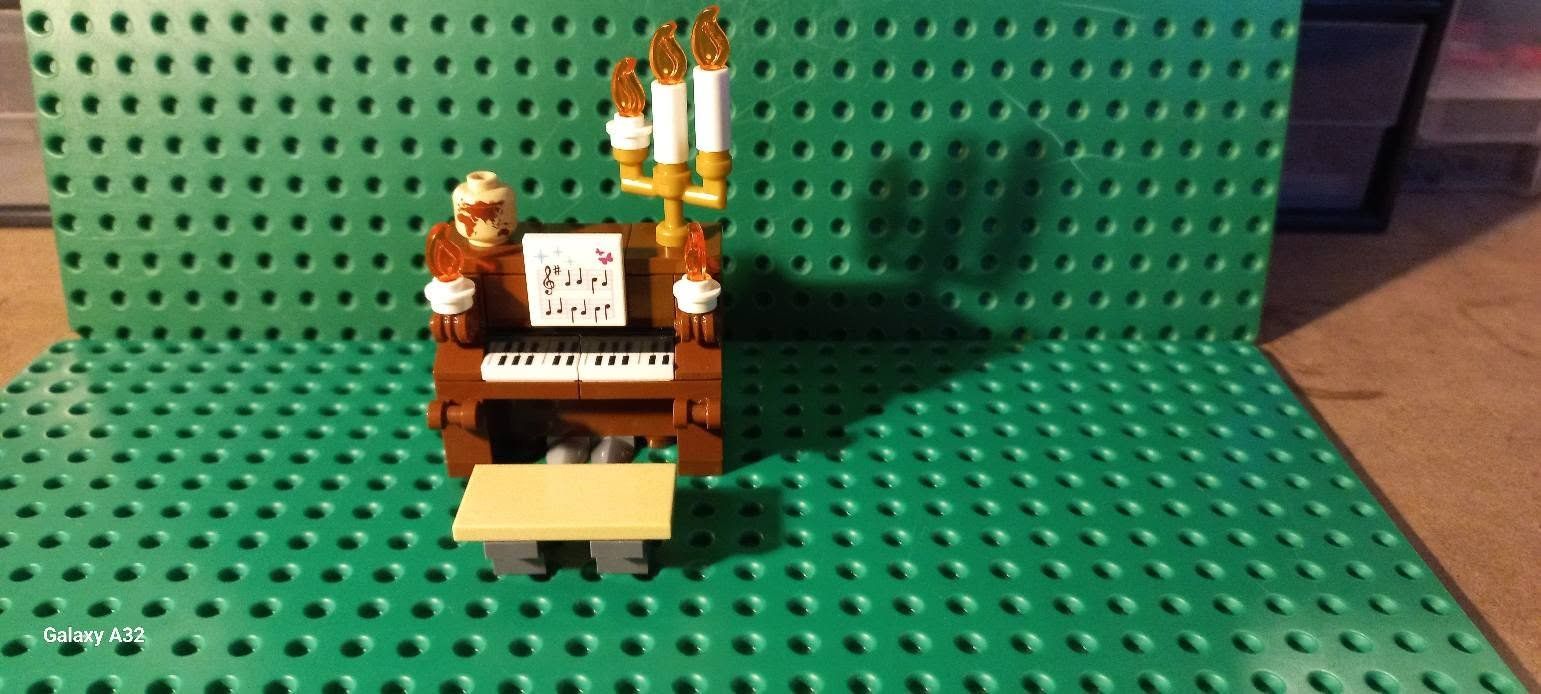 Lego Jouets: Le piano Lego – D'occasion à La tour de treme par Legocreation82