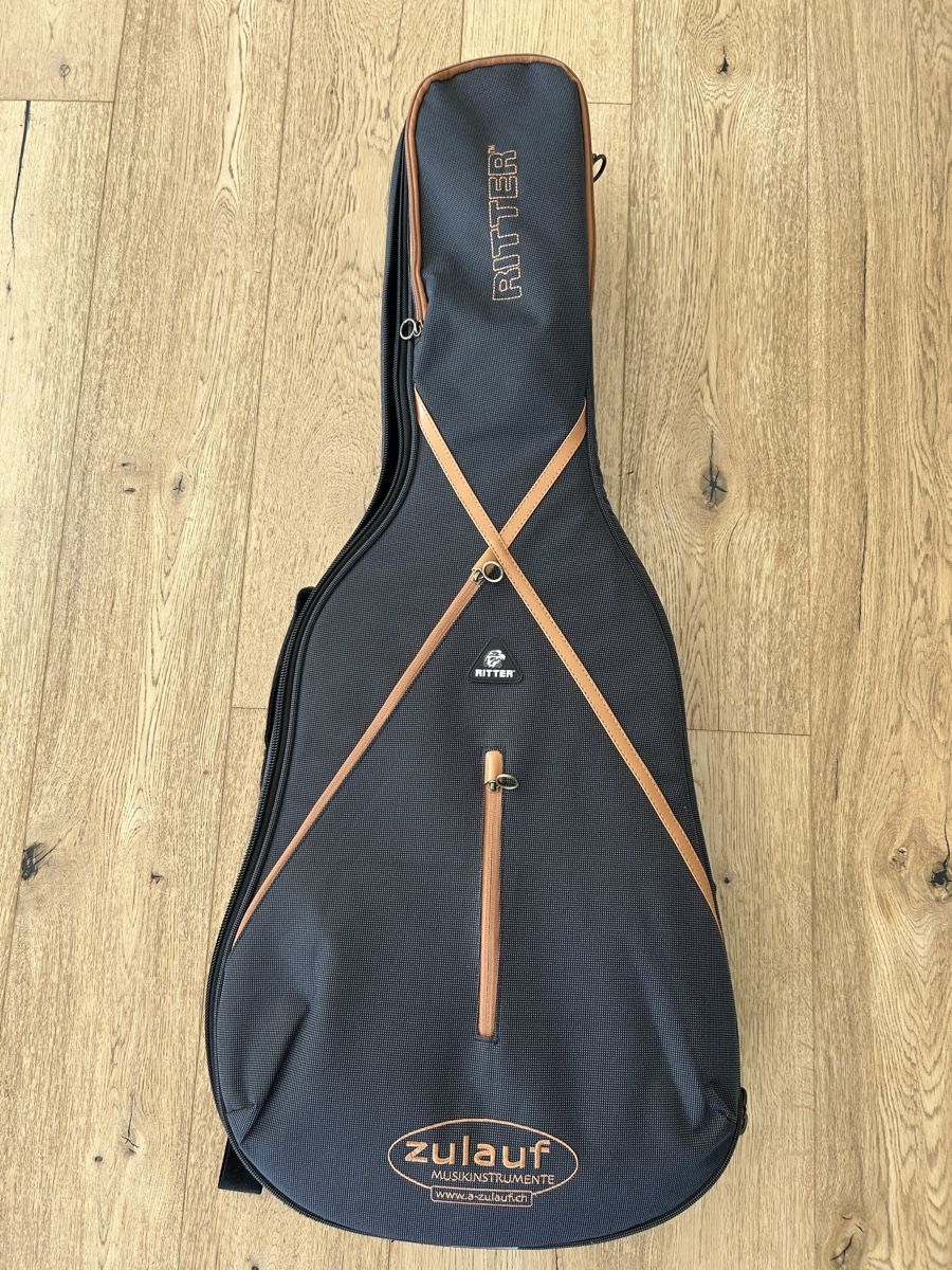 Martin & Co. Strumenti musicali: Martin Dreadnaught Jr - E Excellent Condition LEFT Handed - – Usato da Hallwil venduto da ejackson13l 9