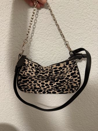 Titel: Mini Tasche mit 2 Trageriemen – neu ⭐