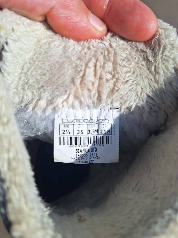 Scarpe per ragazzi: Lowa Winterschuhe Grösse 35 – Usato da Etziken venduto da v.z 3