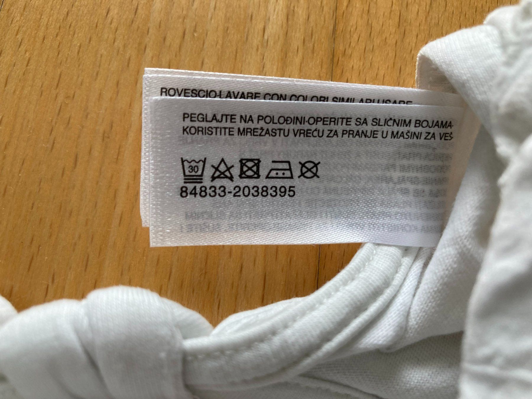 Camicette, T-shirt & Top: Kurzarm Shirt mit Mädchen inkl. passendem Haarband – Usato da Muttenz venduto da Juvenile33 8