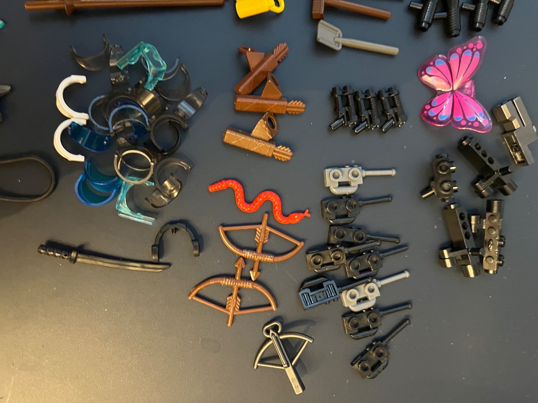 Giocattoli: Diverse Lego Minifigurenteile – Nuovo (secondo la descrizione) da Lupsingen venduto da sil_l6wg 7