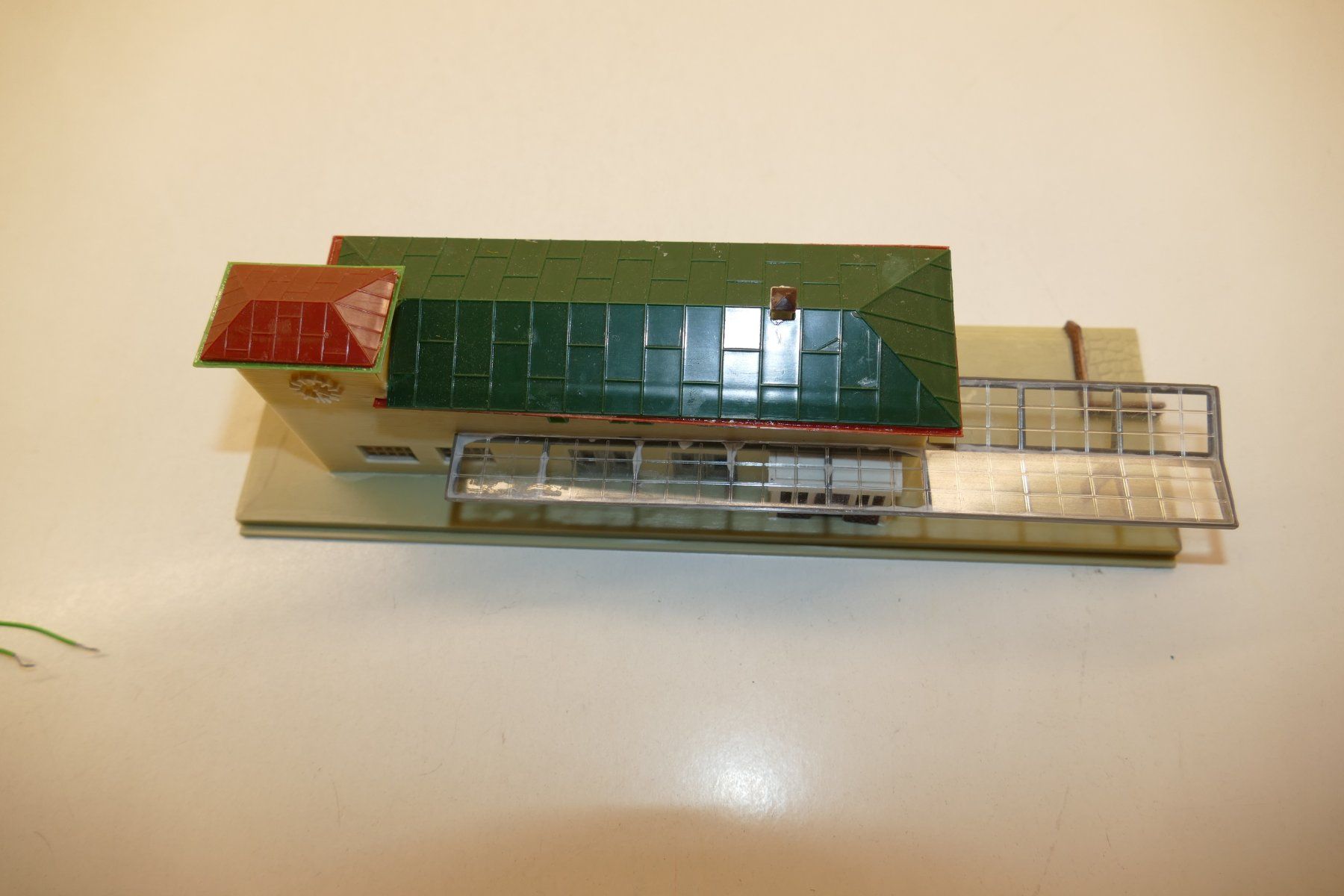 Modellini di ferrovie: Spur N: Bahnhof – Usato da Niederhasli venduto da rail-duerst 4