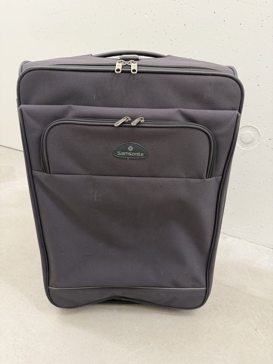 Samsonite Valigie: Samsonite Check-In Koffer Masse 61x23x43 – Usato da Uznach venduto da Player6 4