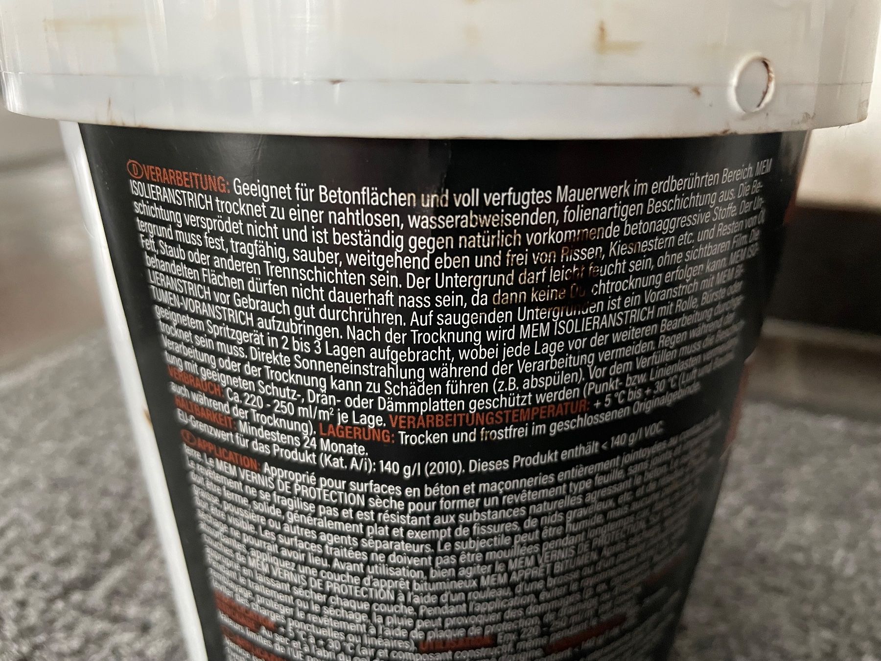 Peintures: Isolieranstrich Bitumen Anstrich – D'occasion à Esslingen par Zeppi1 2