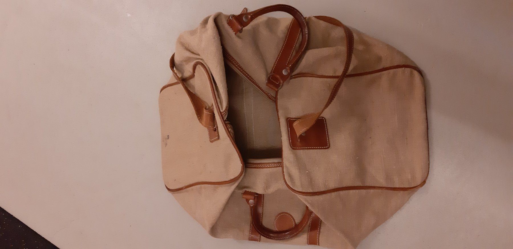 Taschen: Reisetasche Leinen/Leder – Gebraucht aus Balterswil von Jolie6