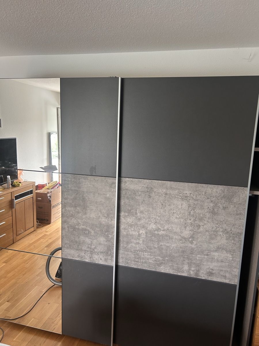 Armadi: kleiderschrank – Usato da Gossau ZH venduto da mau_9ykj