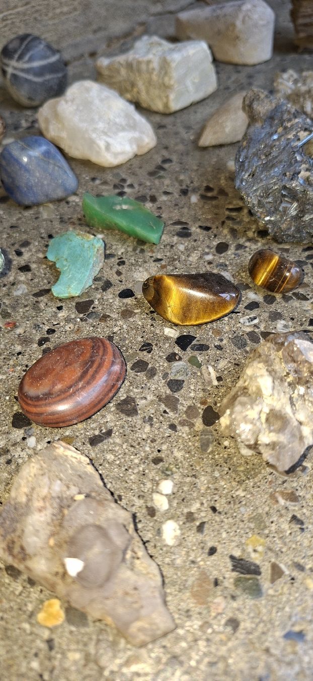 Mineralien & Heilsteine: Mineralien – Gebraucht aus Münsingen von wd65 2