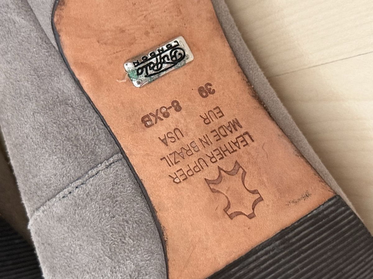 Buffalo Chaussures femmes: Graue Buffalo Wildleder-Pumps – D'occasion à Neerach par lar_tkp2 2