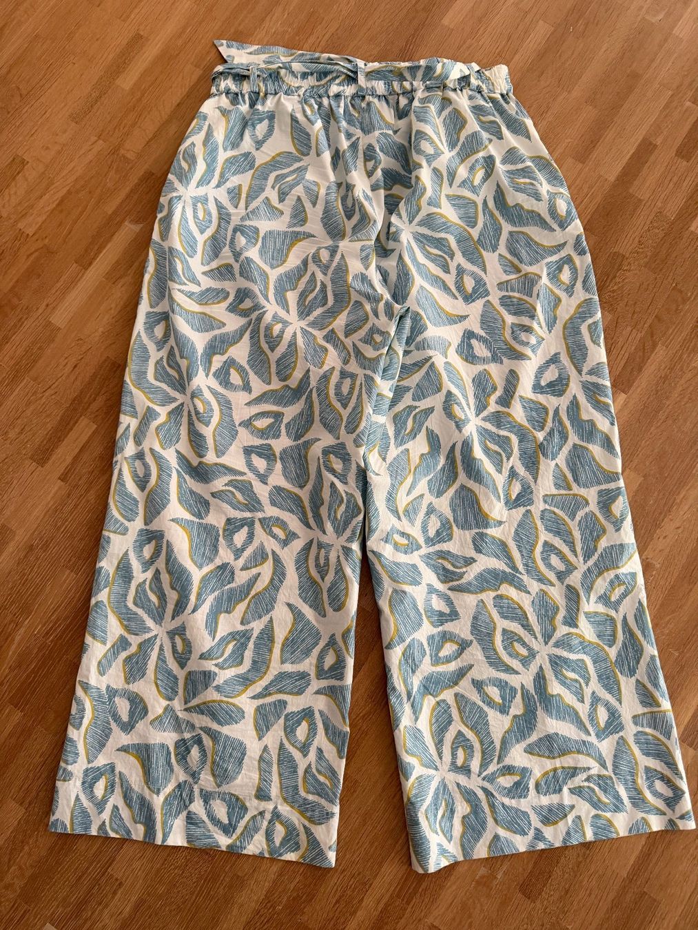 Nile Hosen: Hose Culotte der Marke NILE Grösse L – Neu (gemäss Beschreibung) aus Rapperswil BE von Rappsiger 1