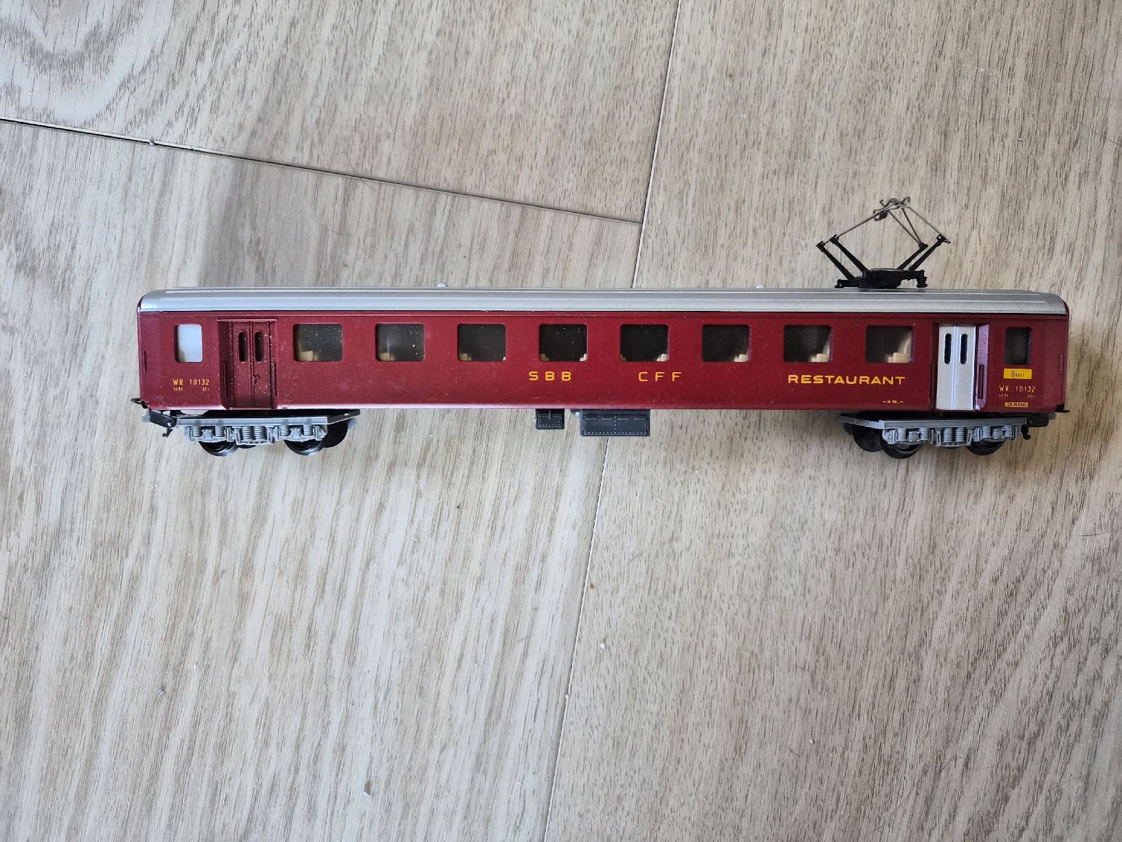 SBB/CFF/FFS Modellini di ferrovie: Wagon restaurant CFF SBB rouge pour train miniature – Usato da La Joux FR venduto da car_ck96 2