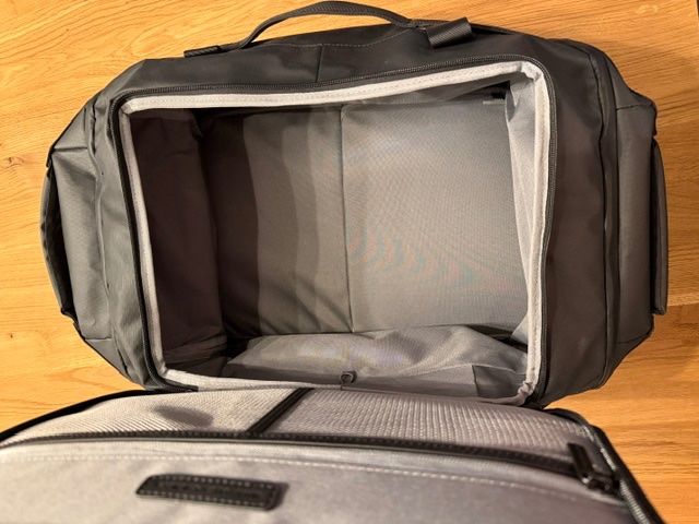 Kapten & Son Zaini: Kapten & Son Lisbon Duffle Backpack Medium, 50 L, schwarz – Usato da Zürich venduto da MelanieA2101 2