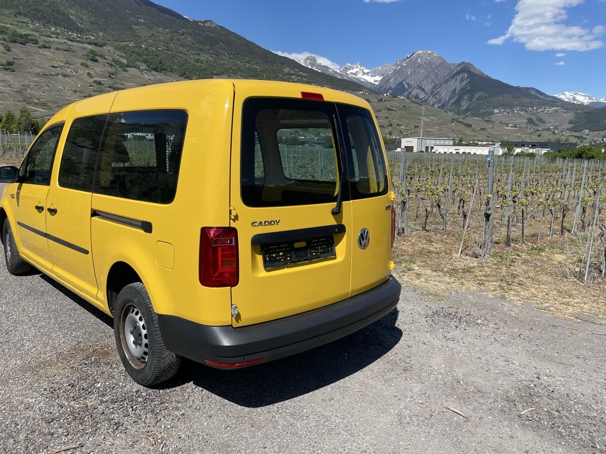 VW Veicoli commerciali: Vw caddy maxi 2.0 diesel 4x4 – Usato da Vétroz venduto da aut_s8yd 3