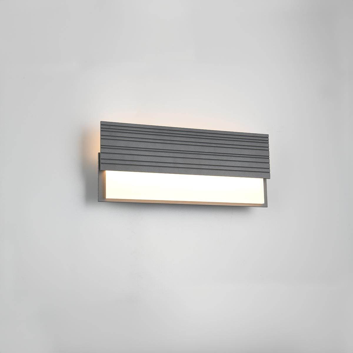 Lampade: LED Aussen Wandleuchte, 40 cm x 17 cm – Nuovo (secondo la descrizione) da Kreuzlingen venduto da Smart-Light 4