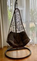 Hängesessel Rattanstil mit Kissen guter Zustand