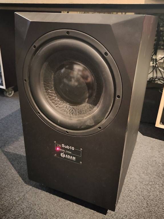 Adam Audio Casse acustiche: Subwoofer Adam Audio Sub 10 MK2 – Usato da Zürich venduto da Roessler0