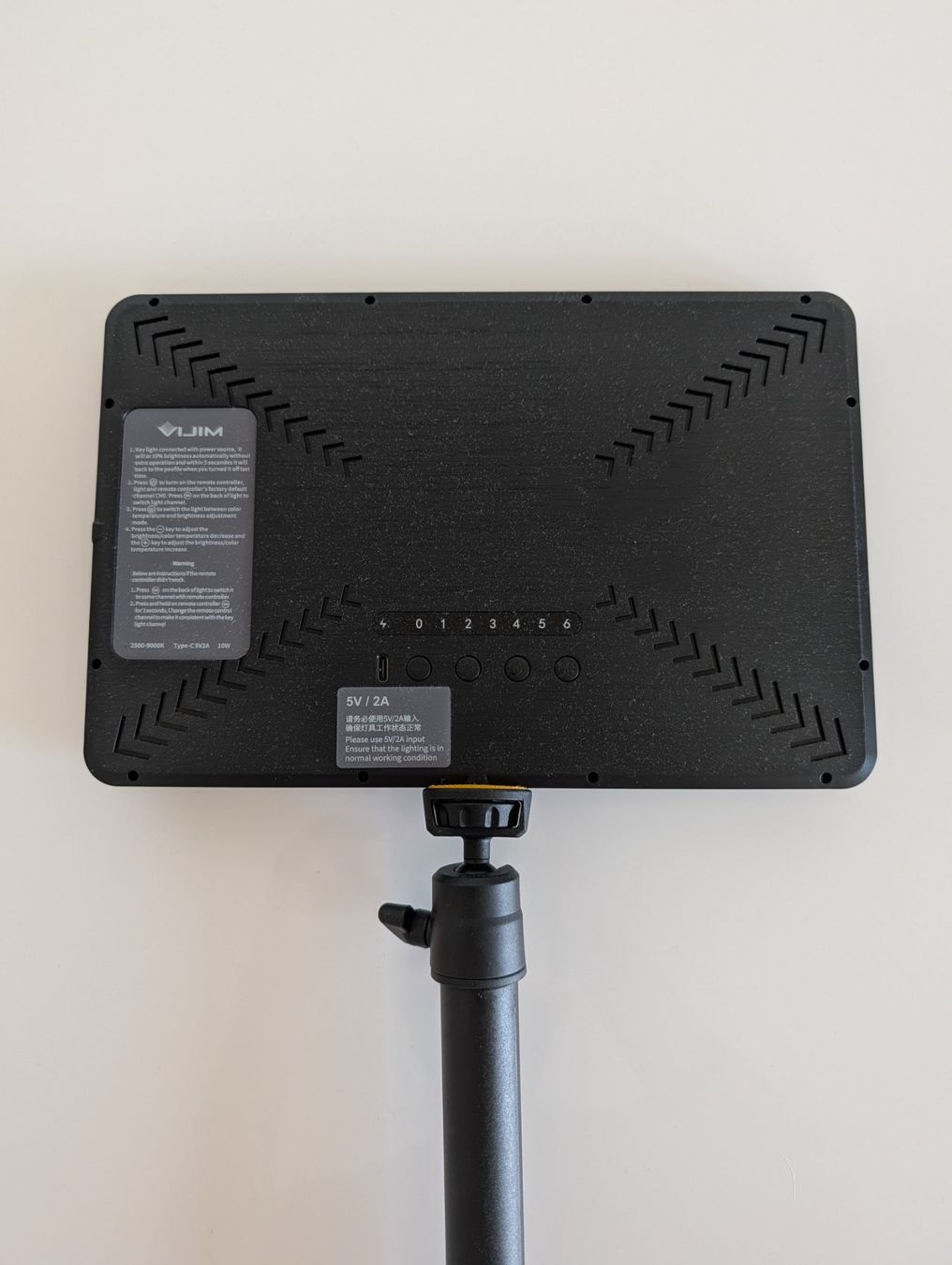 Microfoni: Pack Streaming Studio : Focusrite Solo 3 + TONOR XLR + Lampe – Usato da Delémont venduto da msd_nc6z 7