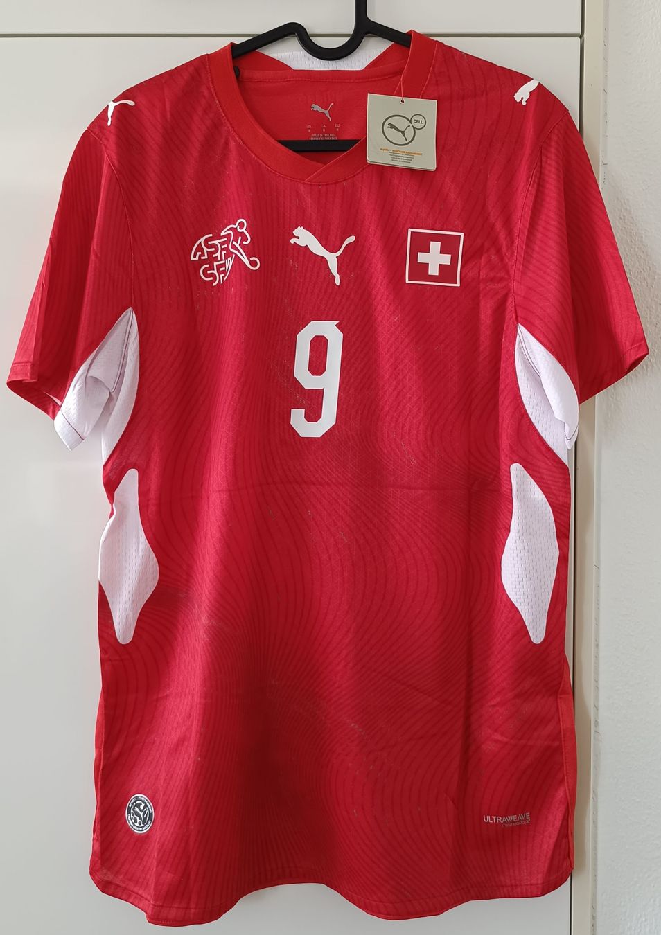 Puma Canottiere & Pantaloni: Schweiz Trikot Gr. M Manzambi – Nuovo (secondo la descrizione) da Lenzburg venduto da mzuibd_tzpk