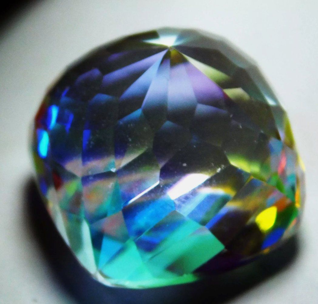 Edelsteine: 61.15 Ct. Certified Radiant Cut Mystic – Neu und originalverpackt aus Genève von AWWA 1