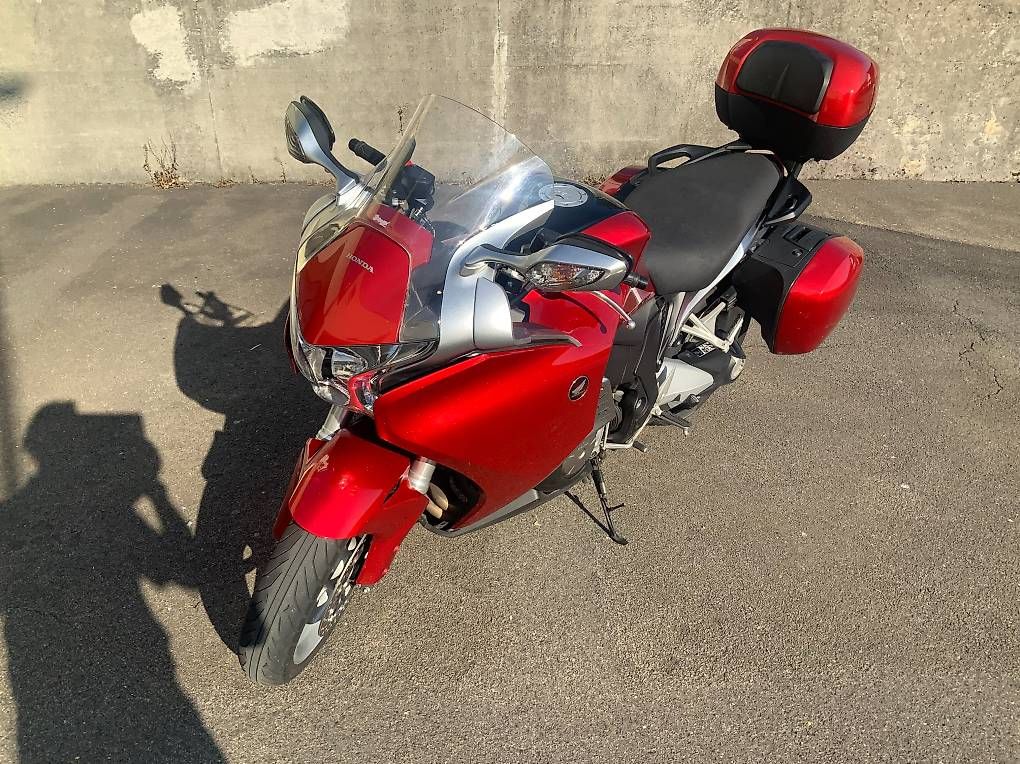 Touring: Honda VFR 1200 FA – Usato da Kilchberg ZH venduto da Maxmax7 3
