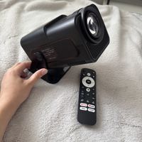 Smart Projektor HY320N 1080P Full HD neuwertig