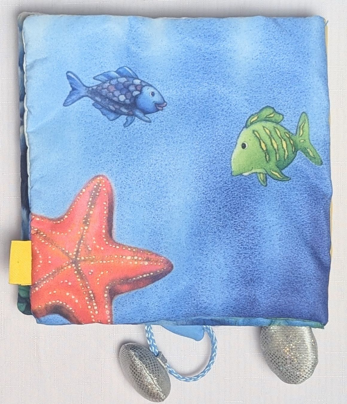 Bücher: Stoffbilderbuch - Der Regenbogenfisch - Marcus Pfister – Neu (gemäss Beschreibung) aus Wängi von ABIZONE-86 4