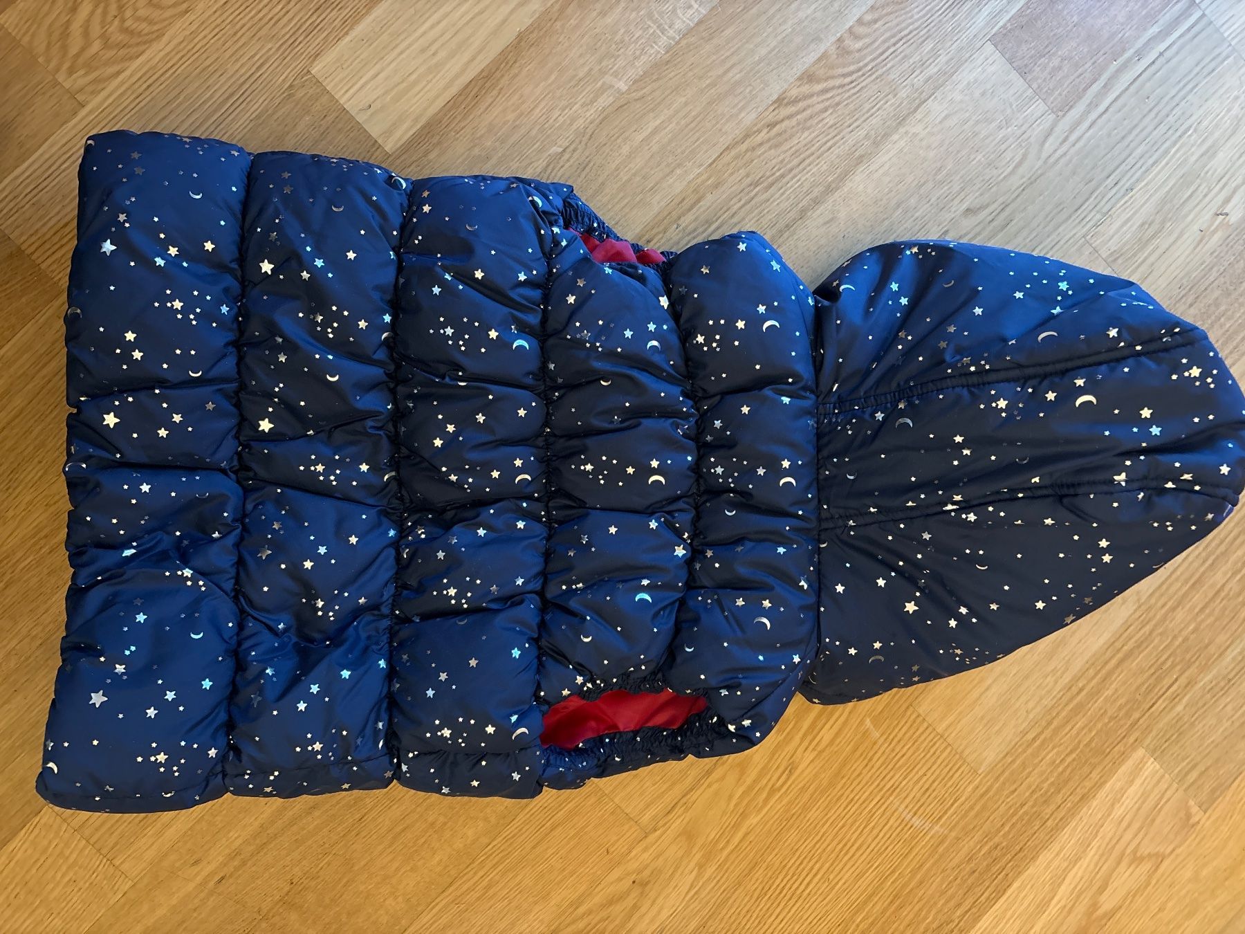 C&A Altro abbigliamento per bambina: Sternen-Winterweste Gr. 128 Pompino – Usato da Basel venduto da Sit-ton 3