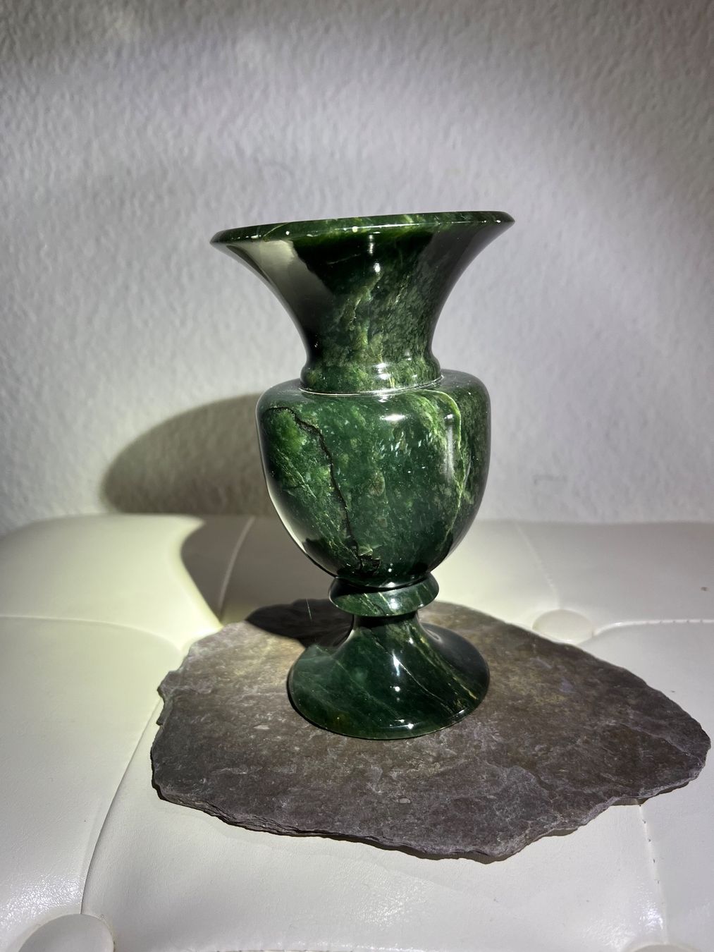 Vasi & Recipienti: Vase aus Edelserpentin – Usato da Männedorf venduto da Maru83