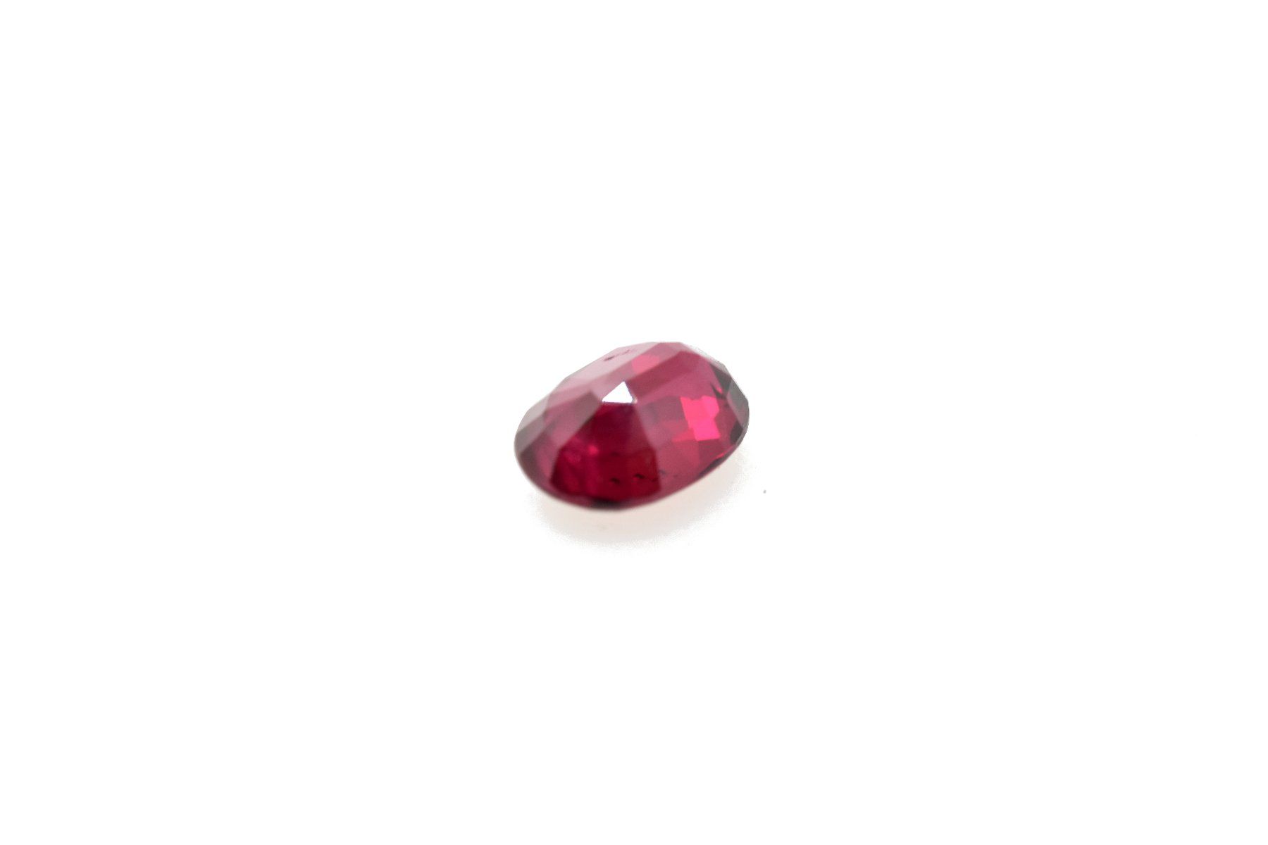 Pietre preziose: Rubin - 0.735 ct - Oval Schliff - Afrika – Usato da Berlingen venduto da Herzmensch 3