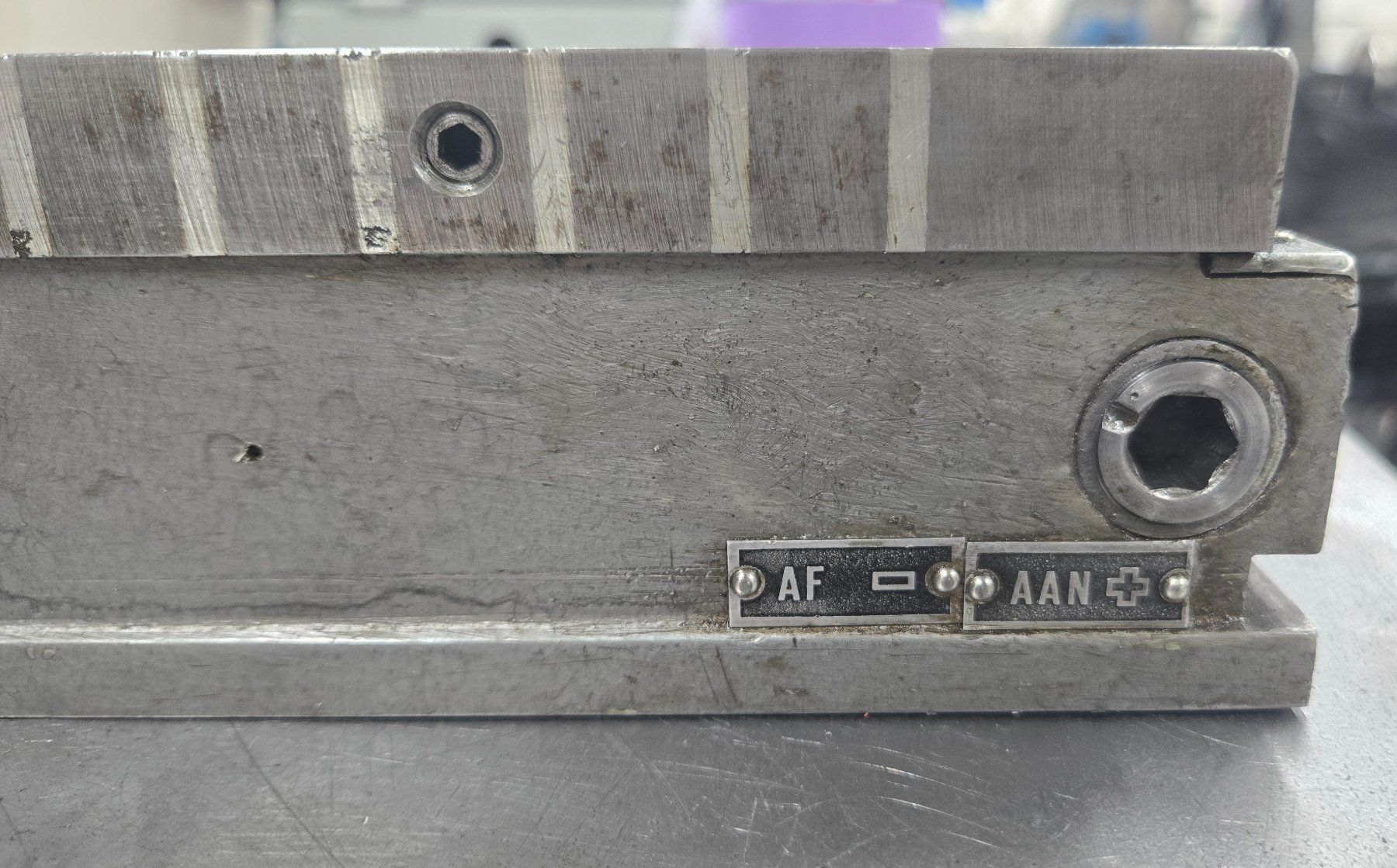 Alle Maschinen: Table/ plateau magnétique permanent – Gebraucht aus Matran von Jc89 2