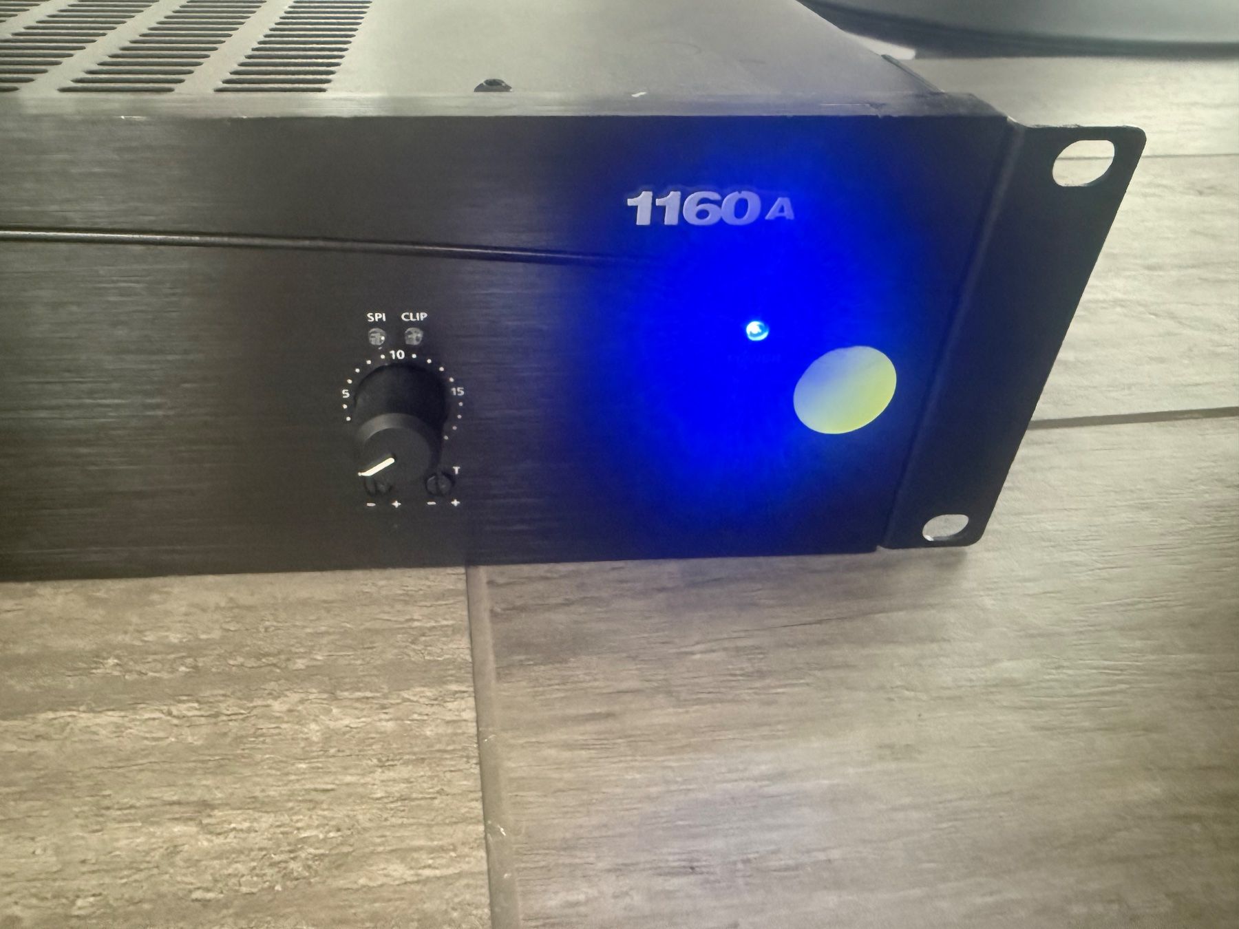 Amplificateurs: Crown 1160A Endstufe – D'occasion à Sirnach par theitguy8370 2