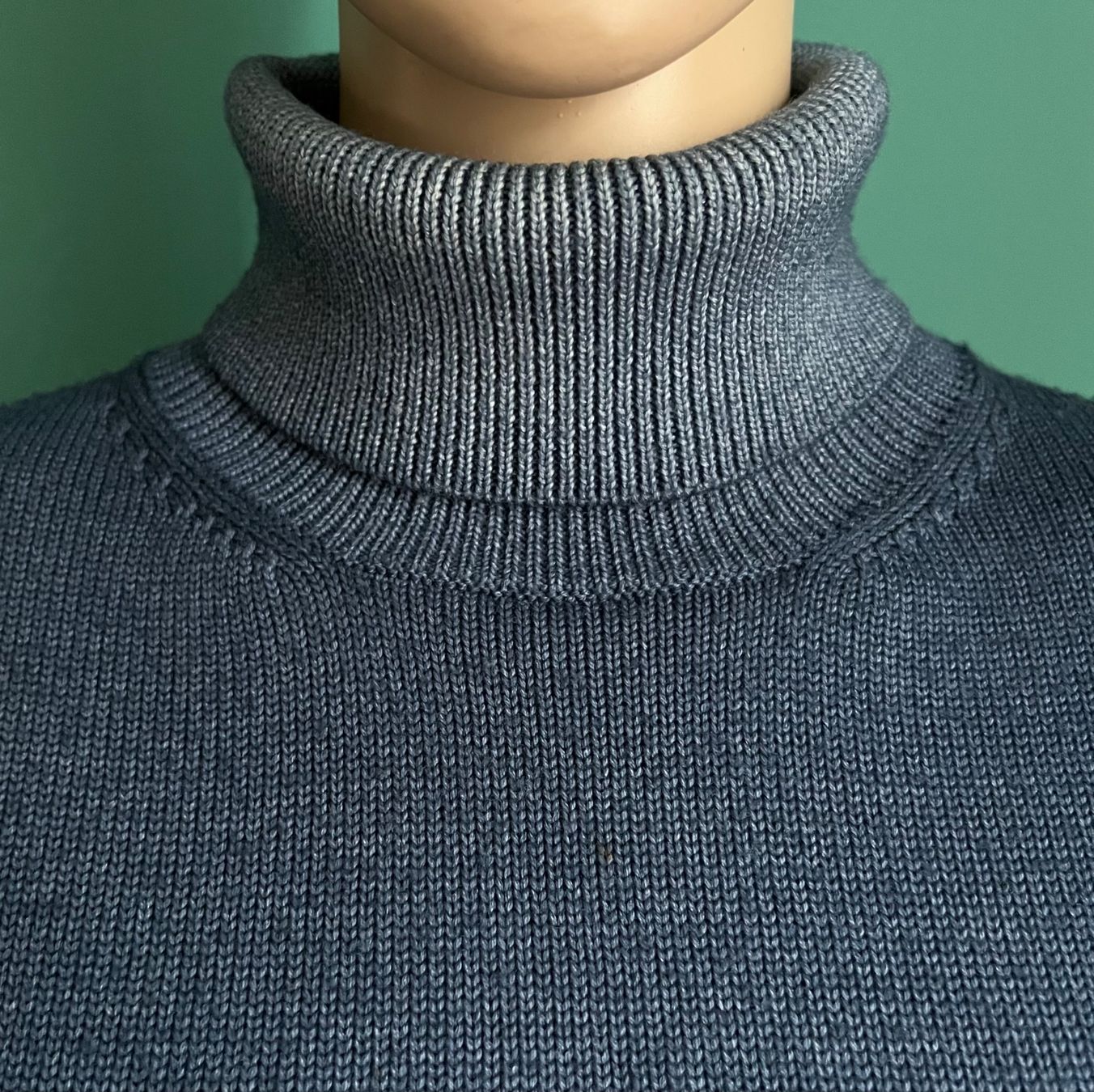 Prada Pullover & Sweatshirts: PRADA Rollkragen Pullover 💙 – Gebraucht aus Zürich von ClosetQueen 1