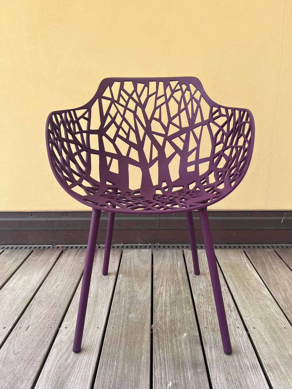 Fast Stühle: Fast Forest Gartenstuhl/-sessel outdoor – Gebraucht aus Meilen von Bettyfo