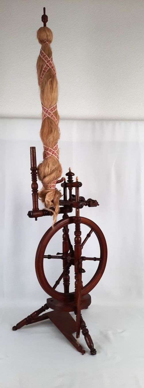 Ruote per filare: Spinnrad Antik – Usato da Beinwil am See venduto da Restwert_Beinwil