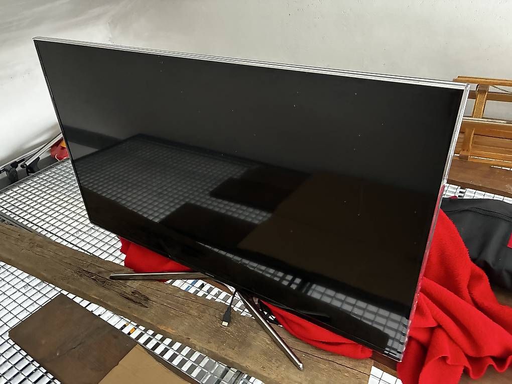 Televisori: Samsung UE48H6470 48 Smart TV – Usato da Basel venduto da luc.ste