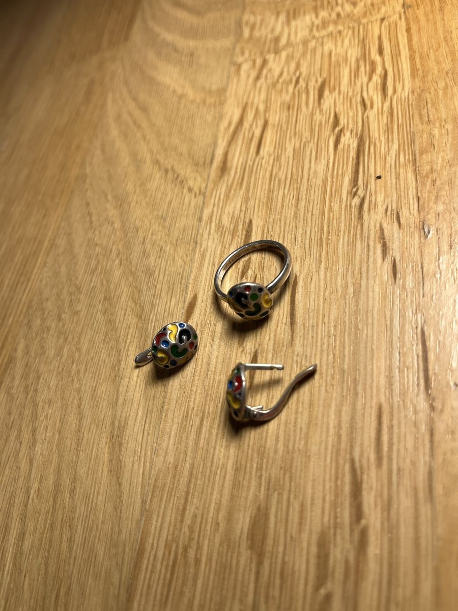 Sonstiger Schmuck: Schmuckset: Ring und Ohrclips mit Emaille-Design – Gebraucht aus Winterthur von Tim_76