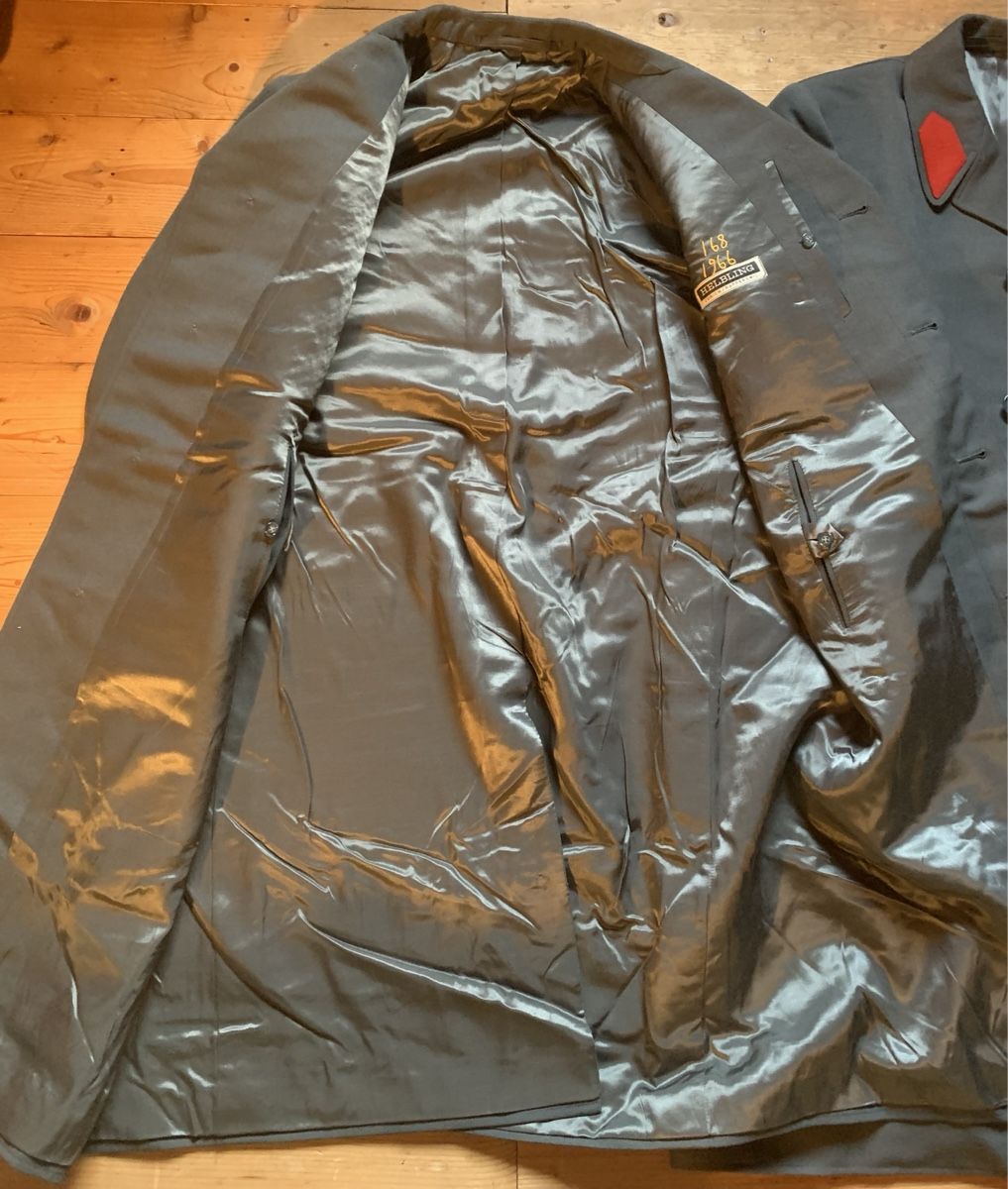 Uniformes: 2 Mäntel der Kantonspolizei Solothurn – D'occasion à Goldingen par Bergler012 3
