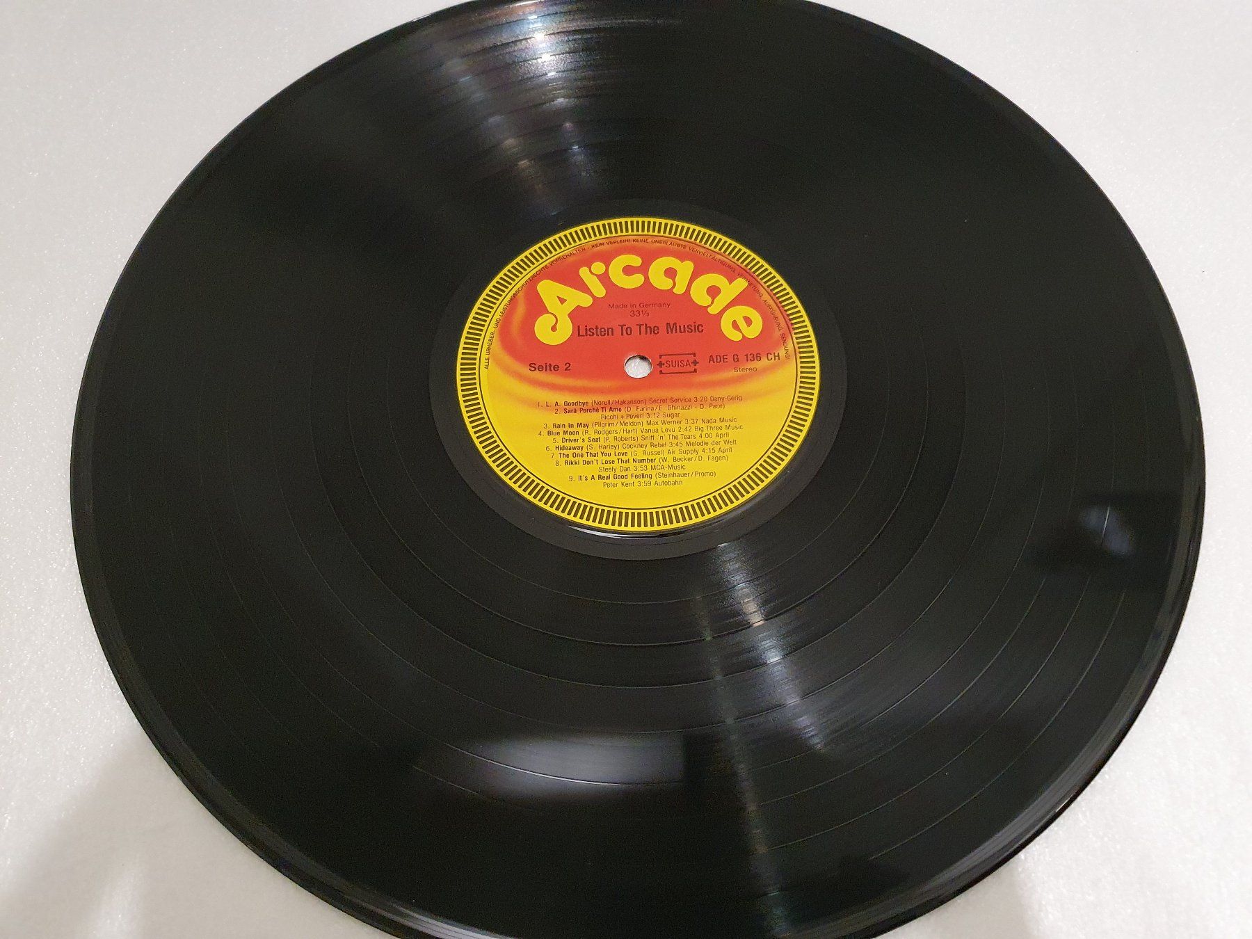Schallplatten: Listen To The Music – Gebraucht aus Uster von Vinyl-Leidenschaft 4