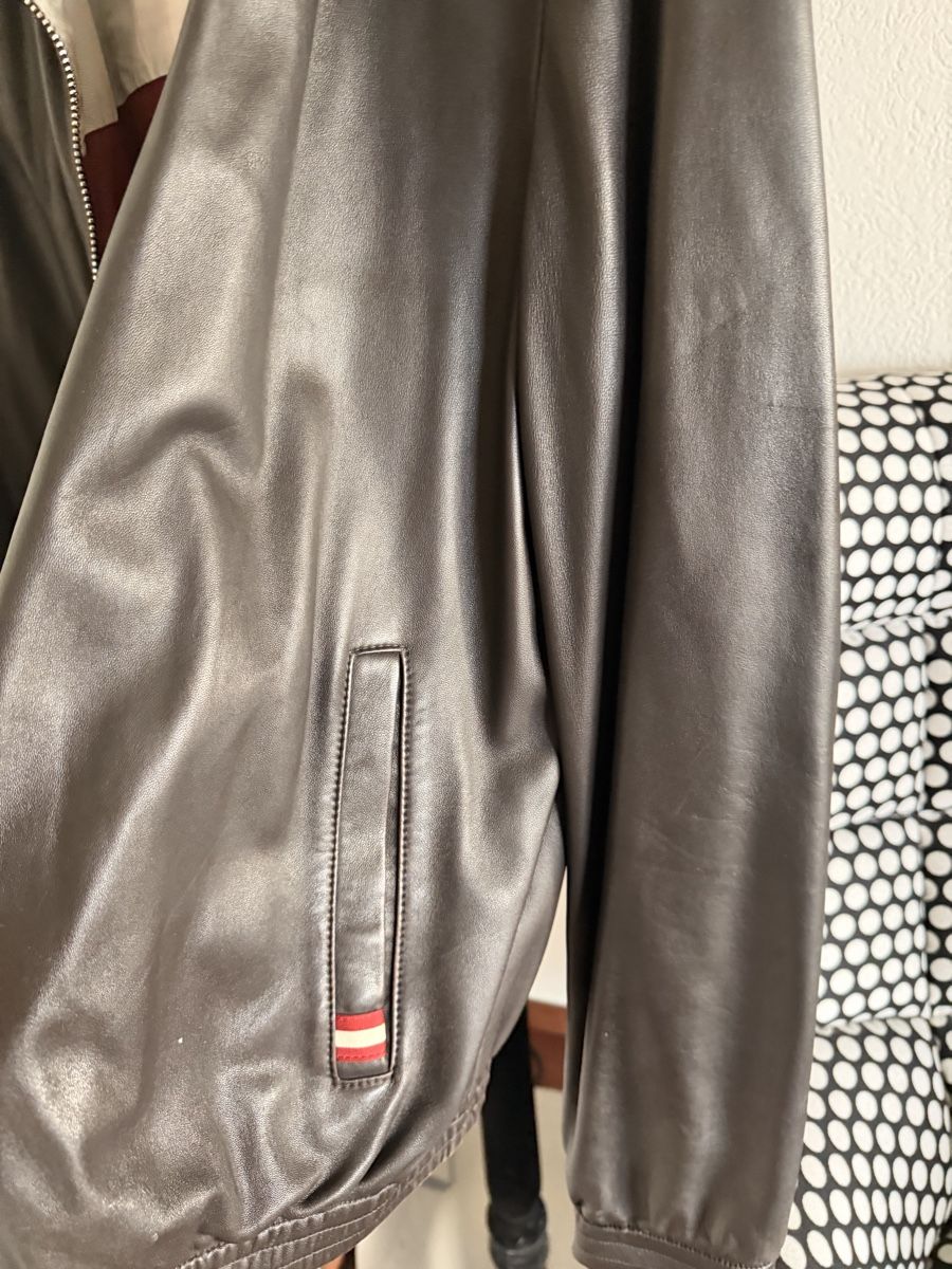 Bally Giacche: Bally Reversible Leather Jacket  Size L – Usato da Zürich venduto da Vikkinikki 1