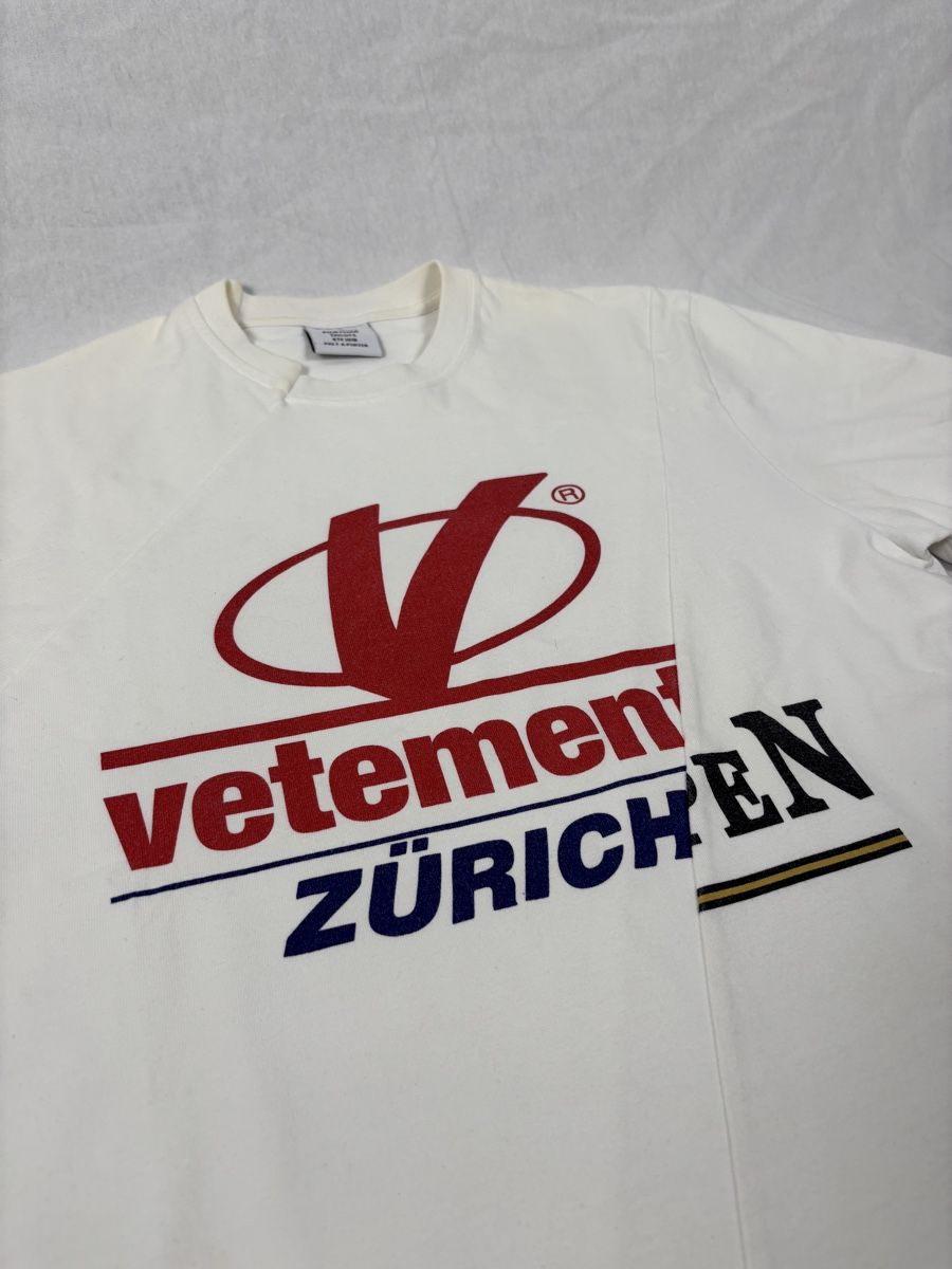 T-shirt: VETEMENTS T-Shirt – Nuovo (secondo la descrizione) da Heimiswil venduto da Mad2mad 1