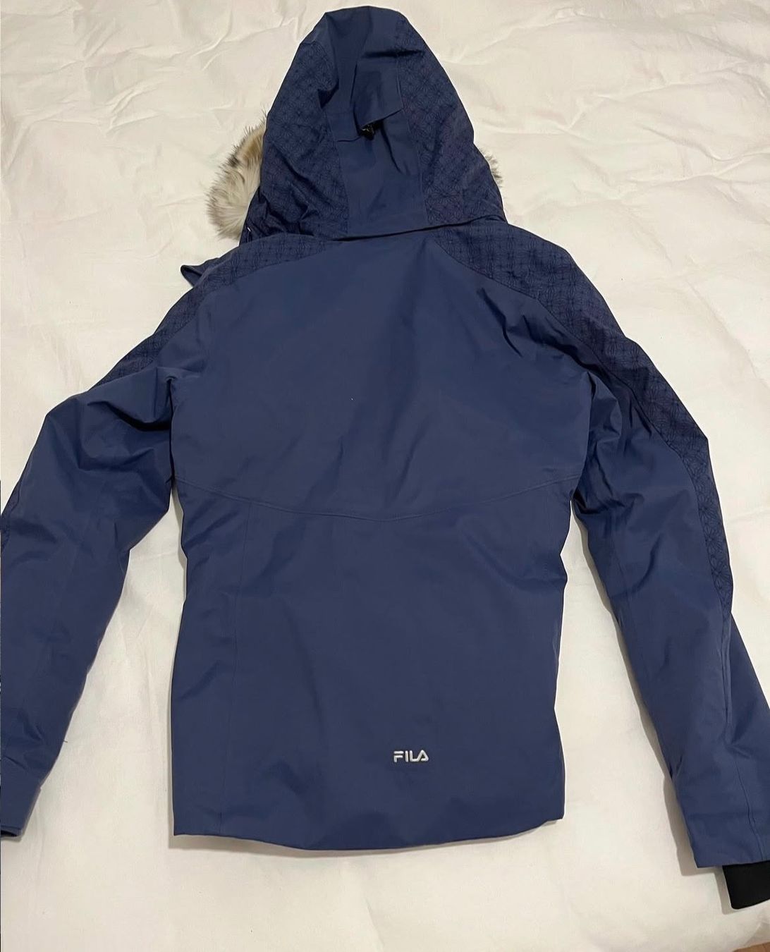 Fila Jacken: Veste de ski – Neu (gemäss Beschreibung) aus Puidoux von Amelie.Wytt 2