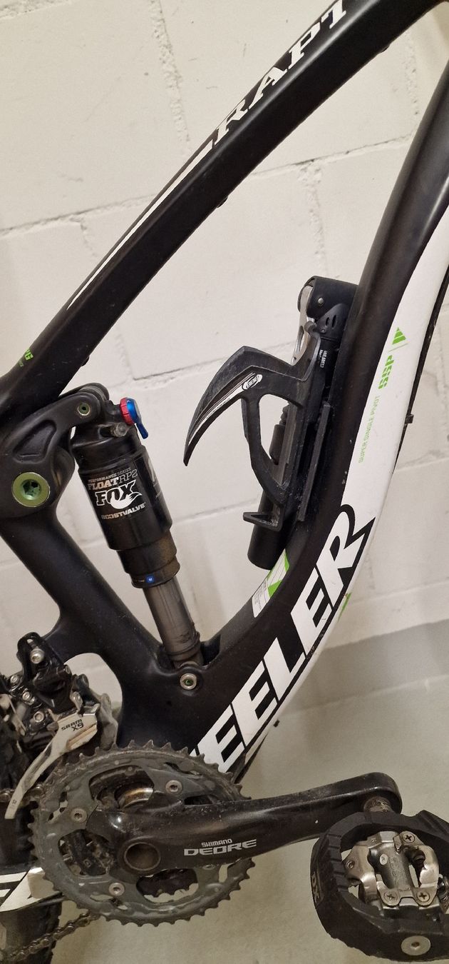 Wheeler Biciclette: Fully Wheeler Raptor R10 mit Carbon-Rahmen – Usato da Sursee venduto da AMO-Sports 4