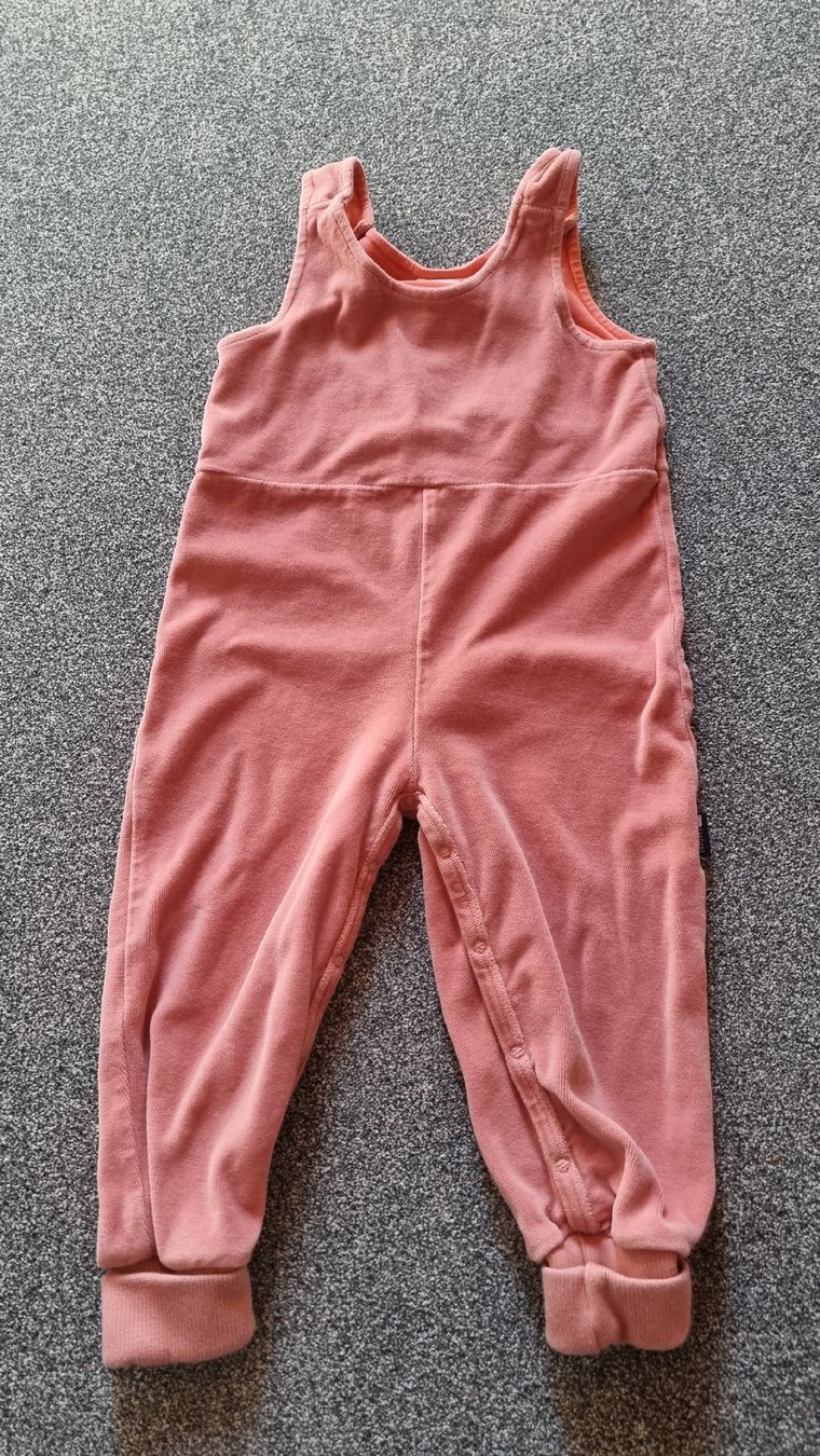 Jumpsuits: Salopette l'asticot – D'occasion à Les Breuleux par Mily1991
