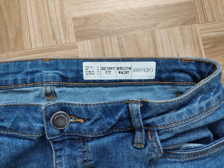 Skinny Fit Medium  esmara